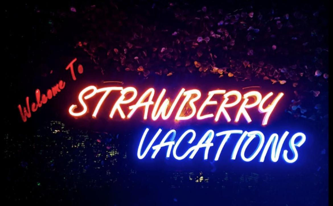 Strawberry Vacations Villa Panchgani Bagian luar foto